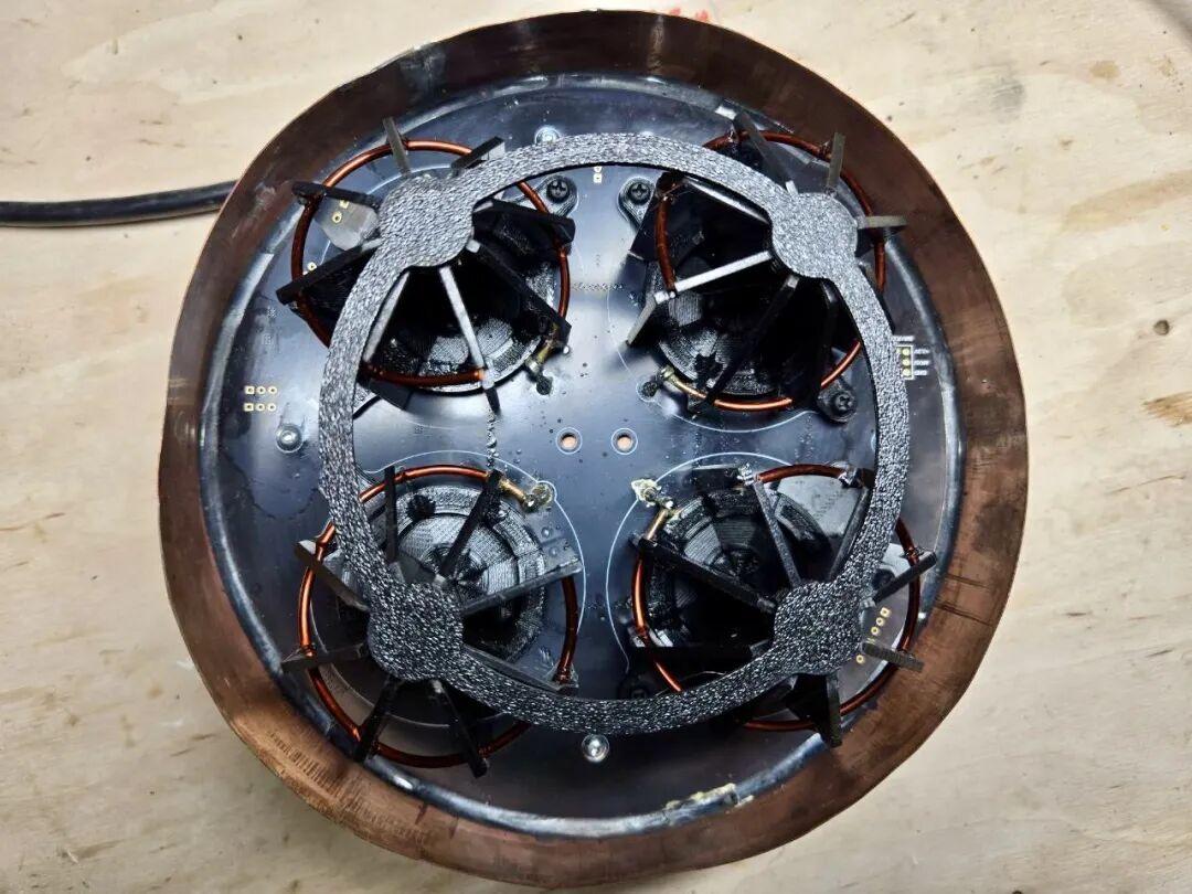 Vampire drone CRPA antenna 11